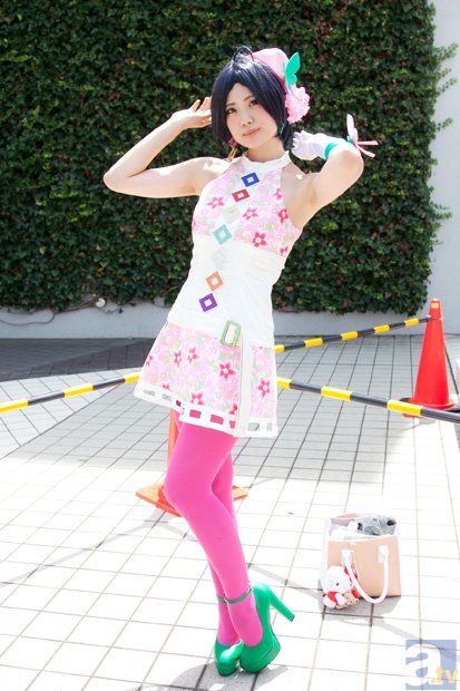 体育赛事_英雄联盟总决赛门票被炒至3万元?上海警方将严打黄牛倒票(图2) 体育赛事